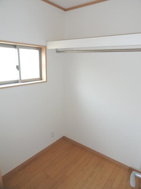 Other introspection. Room (May 2013) Shooting