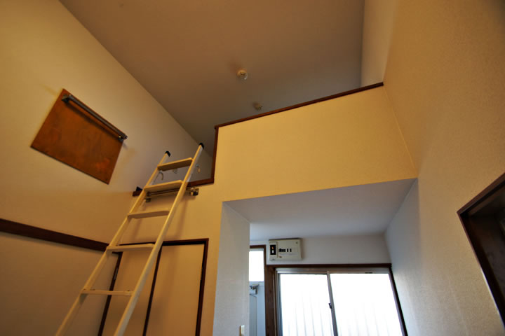 Other room space. loft