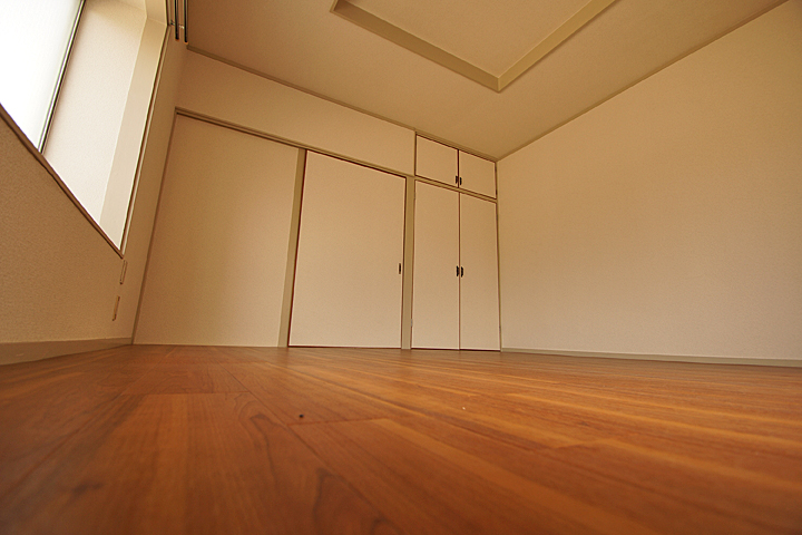 Other room space. Western-style 3