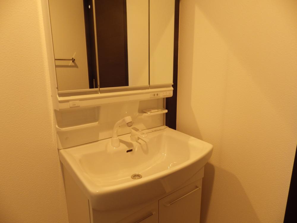 Same specifications photos (Other introspection). Same specifications