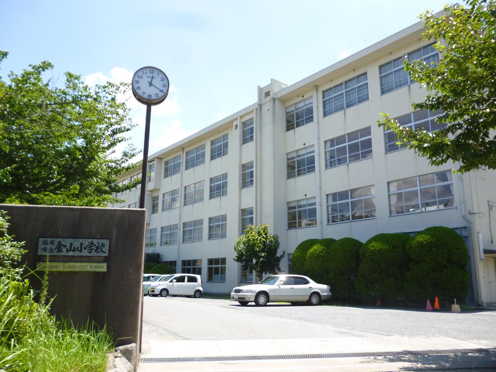 Primary school. 785m up to elementary school in Fukuoka City Tatsugane Mt.