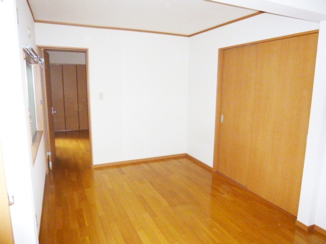 Other room space. Spend your time in the 7.0 Pledge of Western-style!