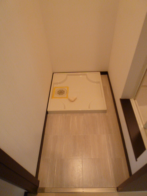 Washroom. Undressing space!