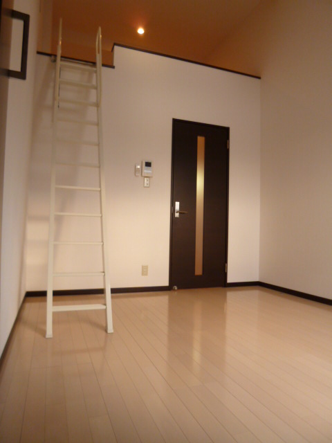 Building appearance. This room with cleanliness!