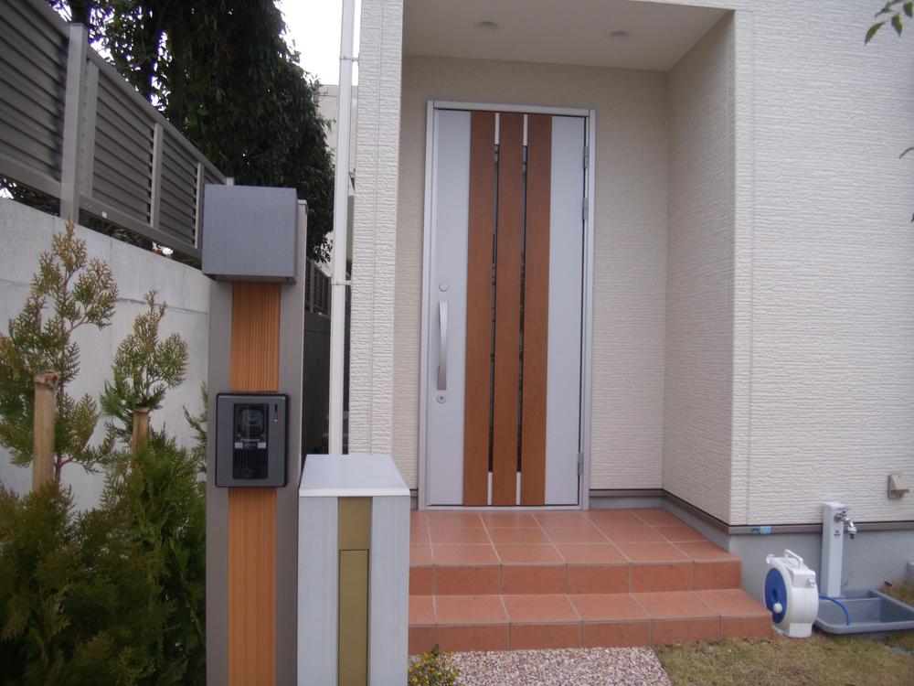 Local appearance photo. ● local appearance photo