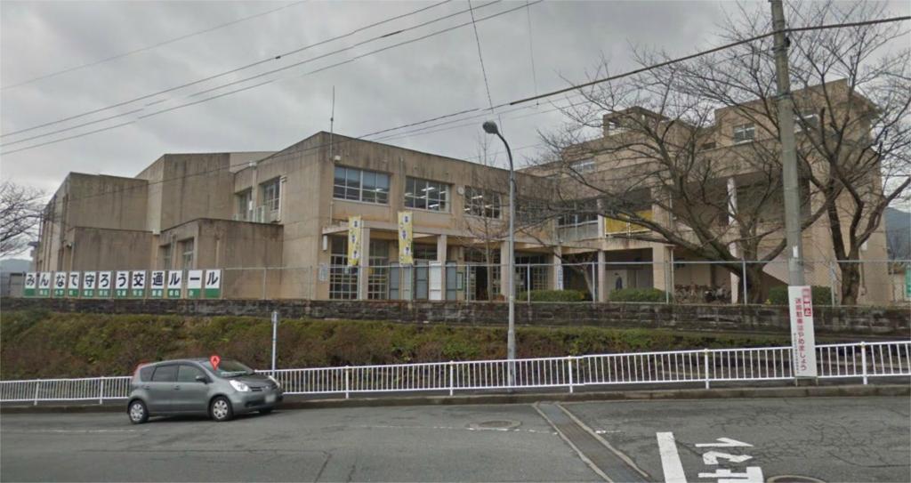 Primary school. TsutsumiTakashi up to elementary school (elementary school) 635m