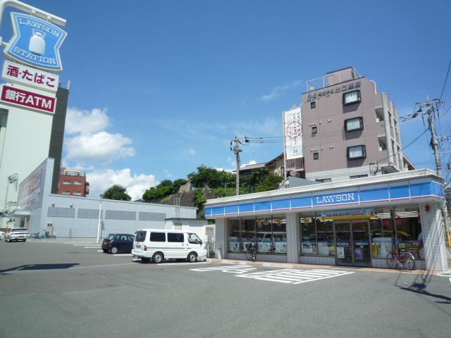 Convenience store. 205m until Lawson Oike chome shop