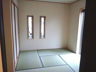 Same specifications photos (Other introspection). Same specifications