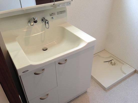 Wash basin, toilet. A-2 indoor shooting