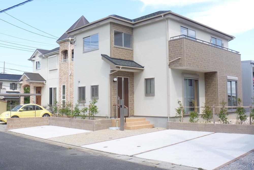 Building plan example (exterior photos). ◆ ◇ bright appearance of single-family will welcome gently family and visited customers ◇ ◆