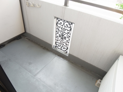 Balcony. Spacious balcony!