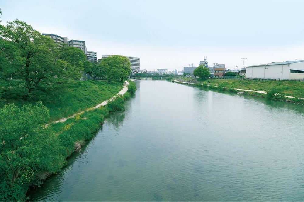 park. 1300m until the Nakagawa river park