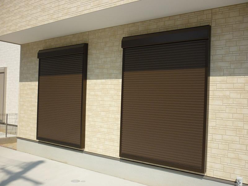 Other. Crime prevention is a shutter! ! Of course in addition to the role to prevent the burglar damage, It prevents the glass that break from strong winds such as typhoon (^^) ◆ It becomes the same specification photo ◆