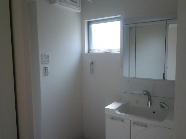 Wash basin, toilet. Same specifications