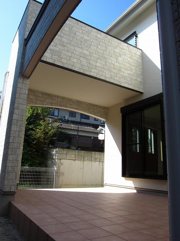 Local appearance photo. No. 3 place Terrace and balcony