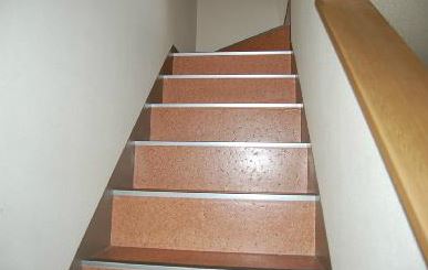 Other room space. Staircase leading to the second floor ☆