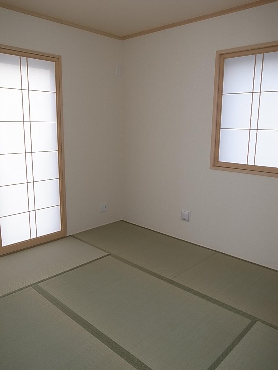 Non-living room. Local (12 May 2013) Shooting