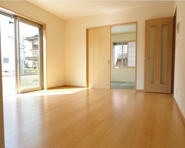 Same specifications photos (living).  ☆ Image is a photograph at the time of completion ☆