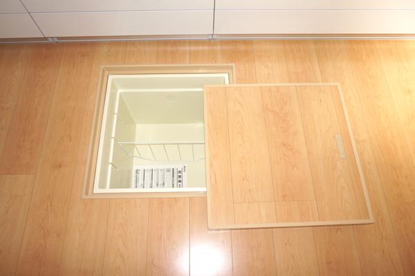 Receipt. Indoor (11 May 2013) Shooting