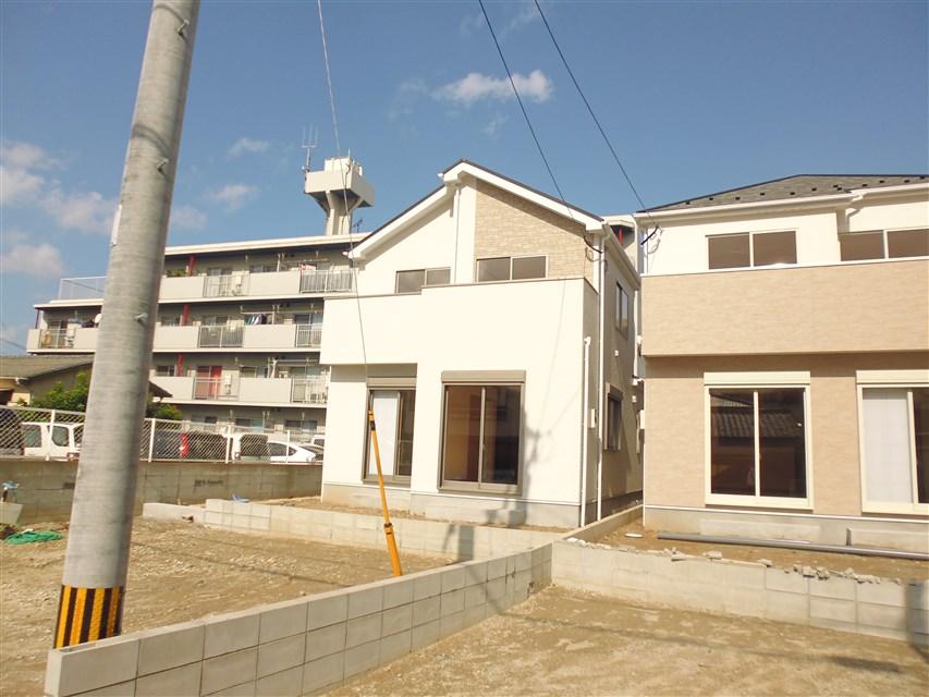 Local appearance photo. Local photo (2013 October 26, 2008)