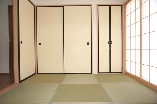 Same specifications photos (Other introspection). (Building 2) same specification