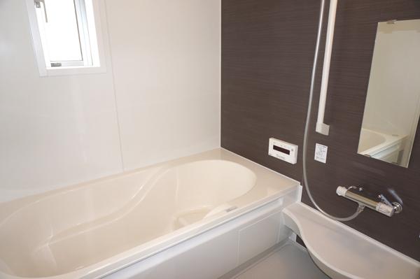 Same specifications photo (bathroom). (Building 2) same specification