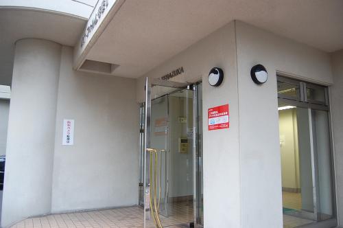 Building appearance. Entrance