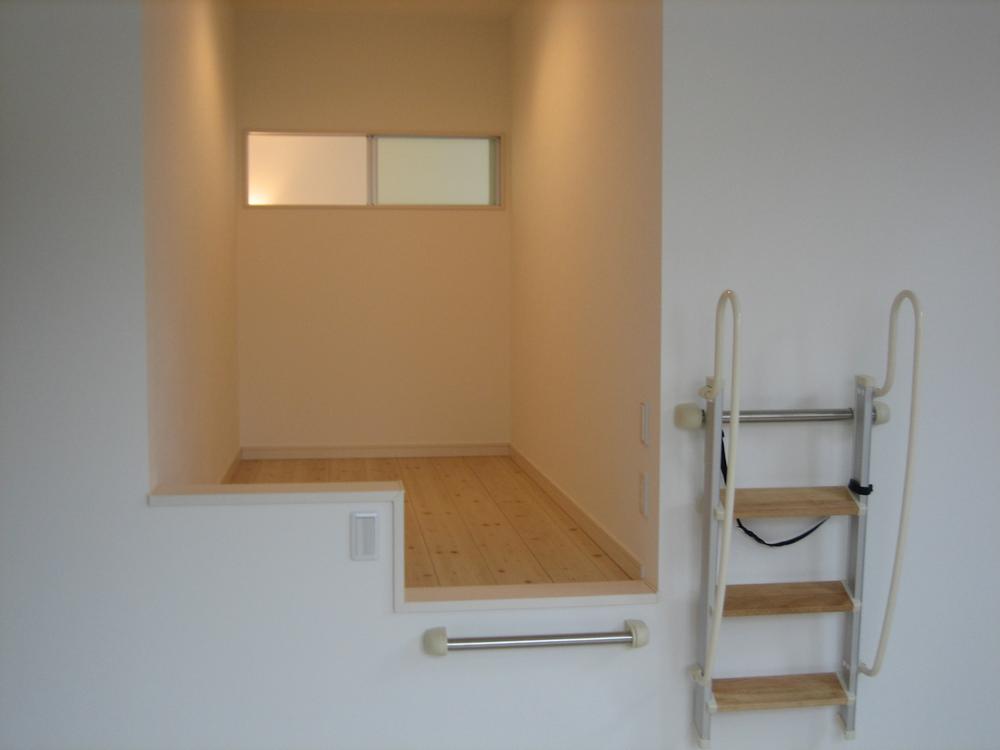 Construction ・ Construction method ・ specification. Playground for children Unlike attic loft ・ Storage space ・ You can use, such as husband-like study space. (Depending on the property)