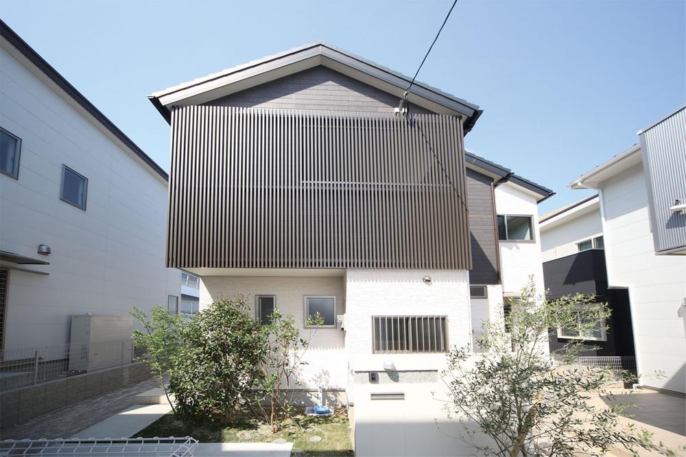 Local appearance photo. No. 3 place appearance