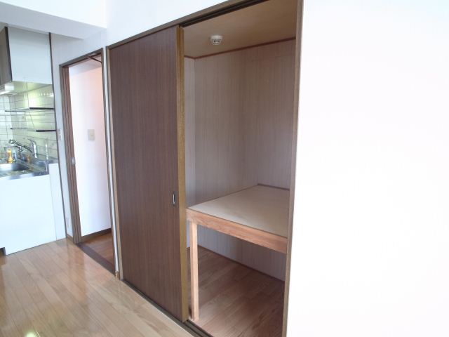 Living and room. LDK10.25