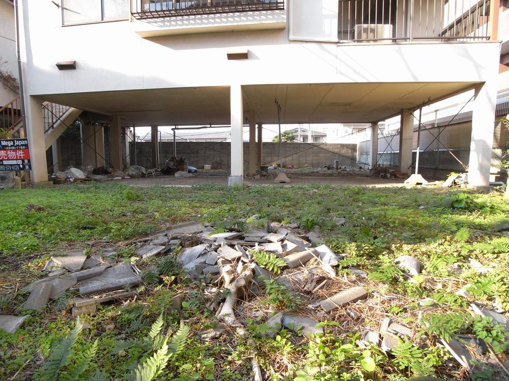 Local land photo. Local (12 May 2013) Shooting