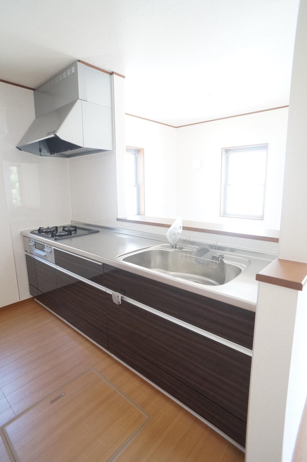 Same specifications photo (kitchen). ◆ Construction example photo ◆