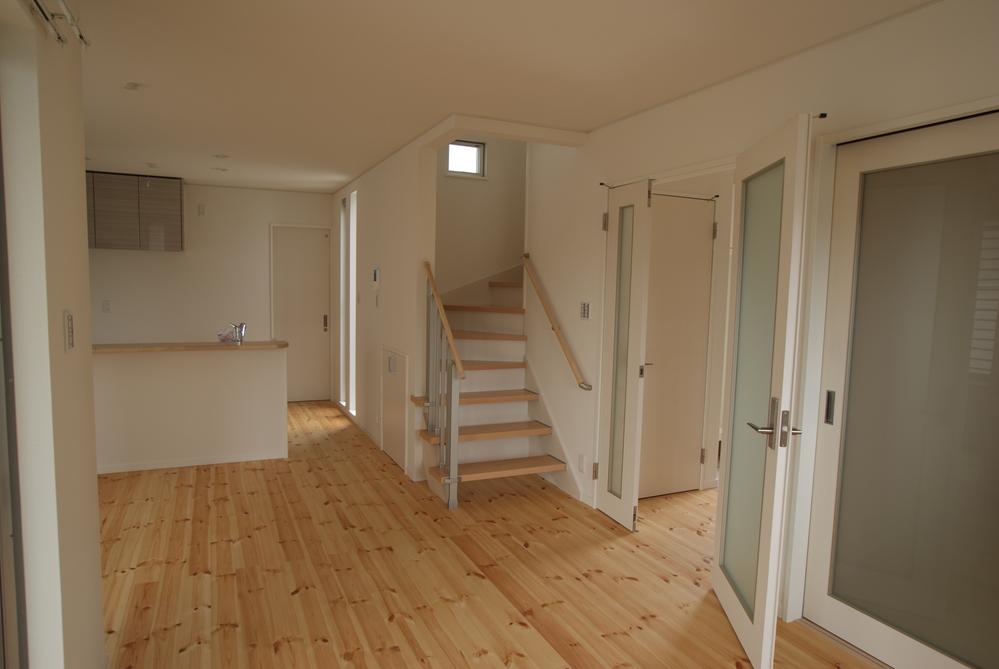 Same specifications photos (living)