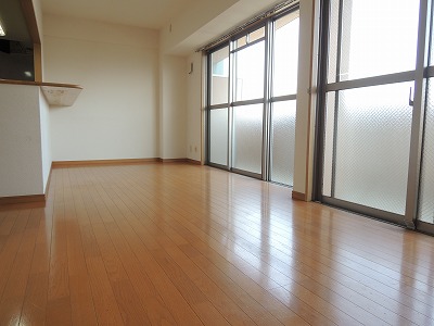 Living and room. living Another Room No. reference photograph