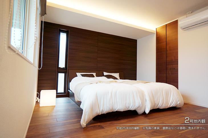 Non-living room.  [No. 2 place] [Introspection Photo] 2013 August shooting ※ Photos furniture ・ Such as furniture are not included in the price.