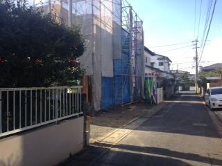 Local photos, including front road. Local (12 May 2013) Shooting