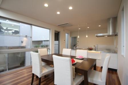 exhibition hall / Showroom. Close to home exhibition hall The completed building you can experience. Recommended tour the direction of investigation "location Minami-ku, Fukuoka City Hibara 3-chome, 1-20 "