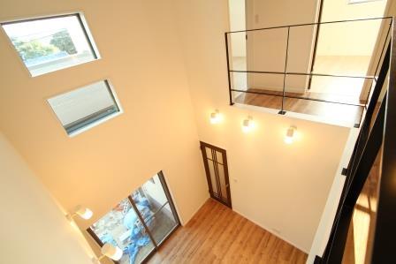 Same specifications photos (appearance). Yoshikawa residential house building that combines like custom home of such a design and functionality. We stuck to the strong precursor making from the time of design.