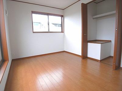 Non-living room. Same specifications Photos