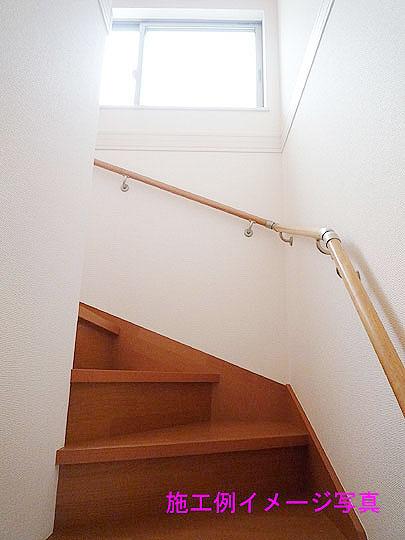 Other introspection. Stairs to the second floor