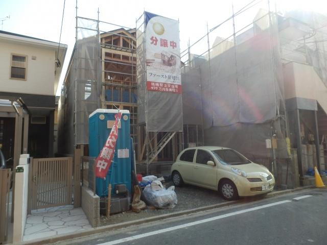 Local photos, including front road. Early December