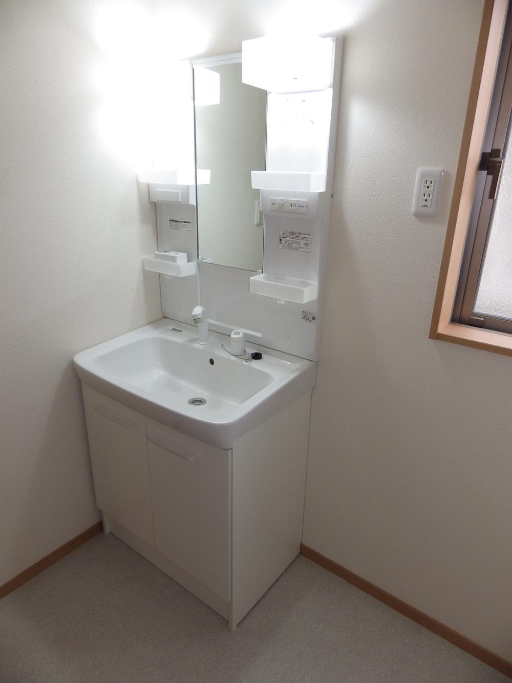 Wash basin, toilet. Bathroom vanity