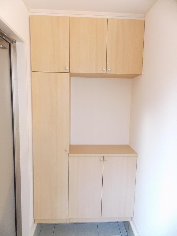 Entrance. Storage capacity is rich shoes cloak (^_^) from sandals to boots /  You Katazuki entrance around the neat (* ^ _ ^ *)