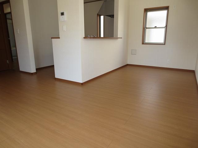 Same specifications photos (living). Living 15 Pledge (same specifications photo)