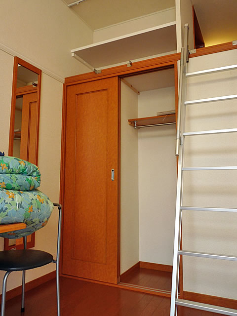 Receipt. Closet (isomorphic type)