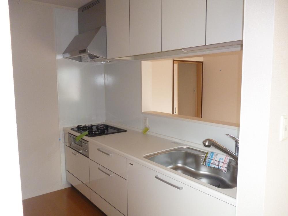 Kitchen. (November 2013) Shooting