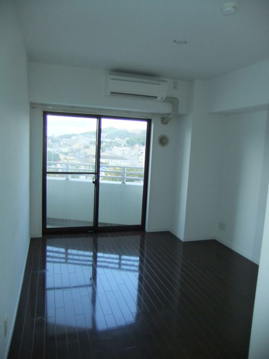 Other room space. 6.8 Pledge of Western-style. Flooring is also fashionable. 