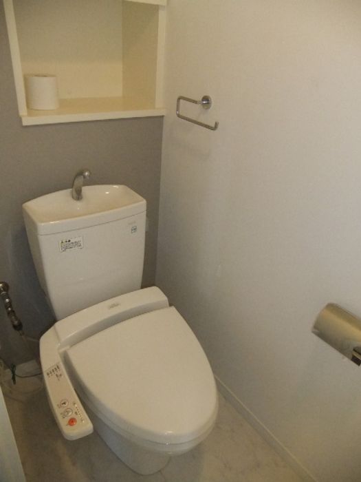 Balcony. Bidet with toilet