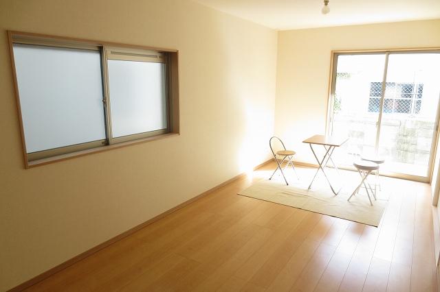 Living. LDK16 Pledge! Sunny!