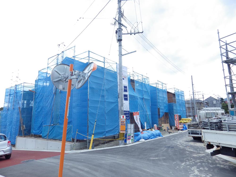 Local appearance photo. Local (11 May 2013) Shooting